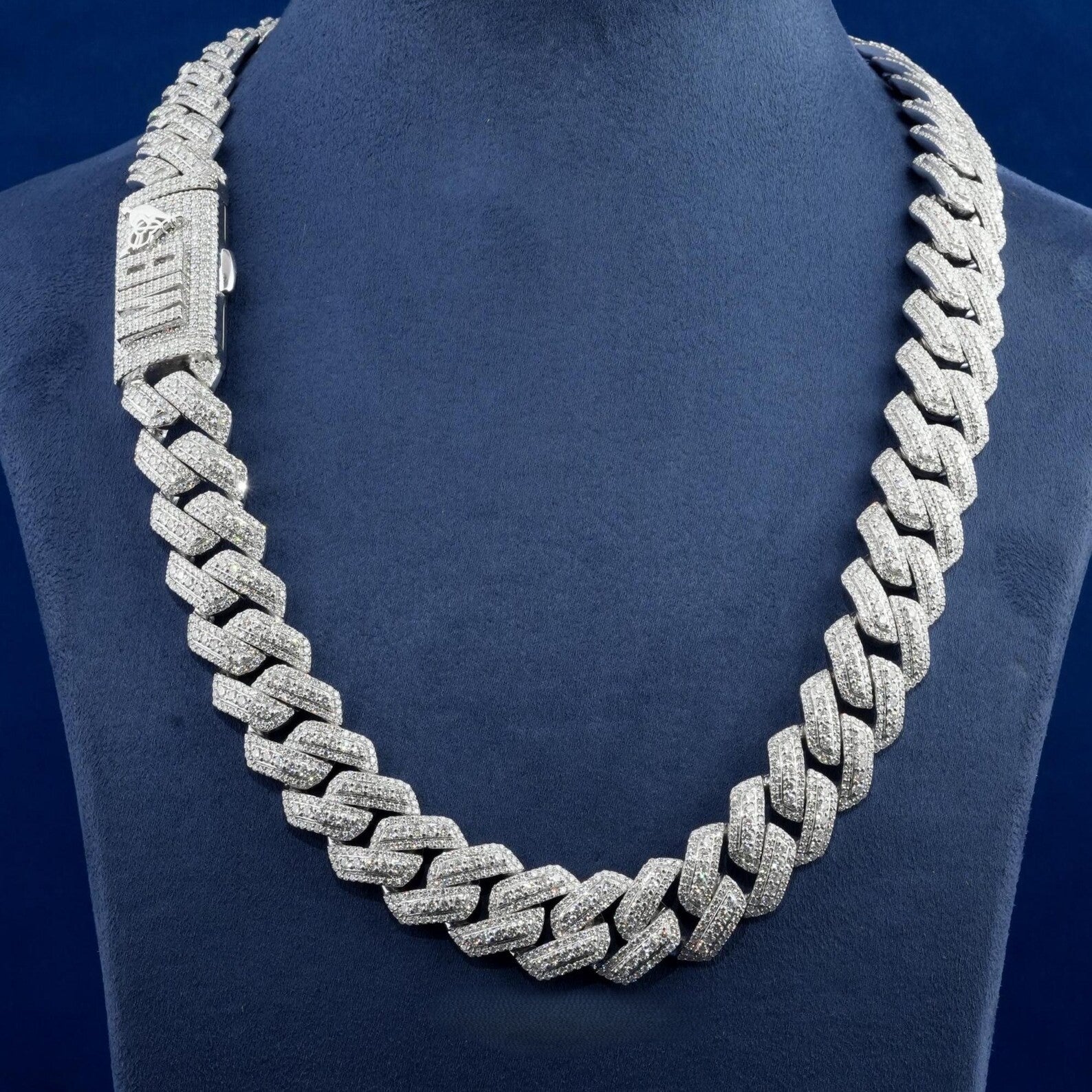 Blink Cuban (Curb) Master Lock Chain